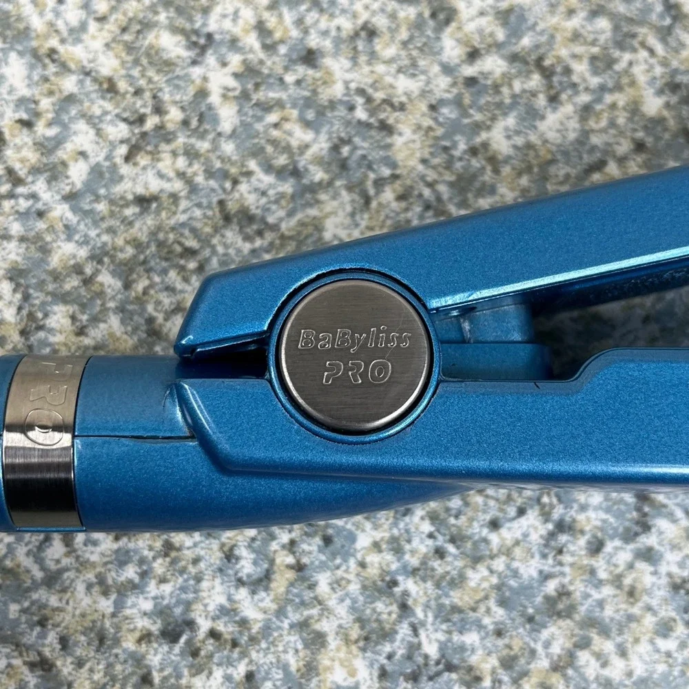 BaBylissPRO Hair Straightener Nano Titanium Flat Iron Blue 1